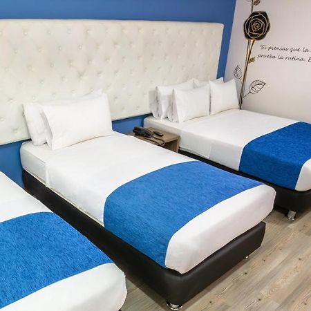 Aw Hotel Plaza Miranda ボゴタ エクステリア 写真