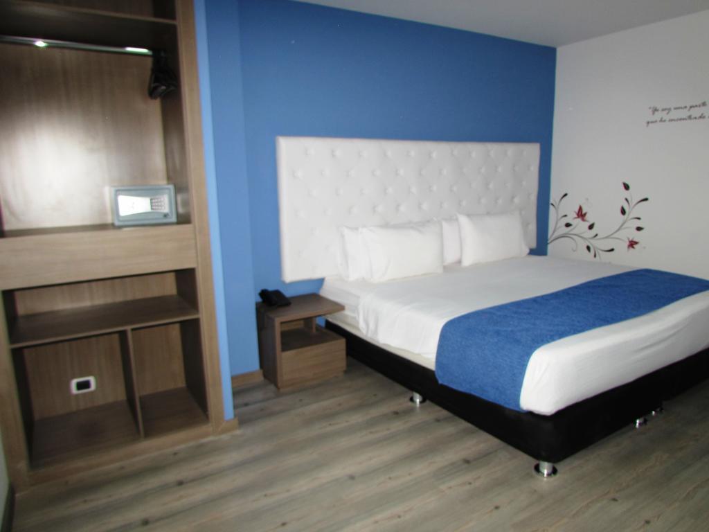 Aw Hotel Plaza Miranda ボゴタ 部屋 写真