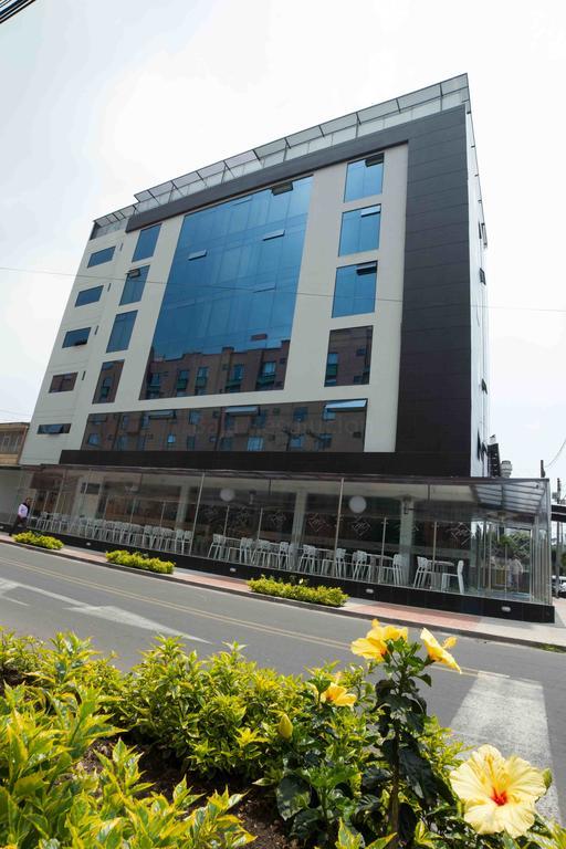 Aw Hotel Plaza Miranda ボゴタ エクステリア 写真