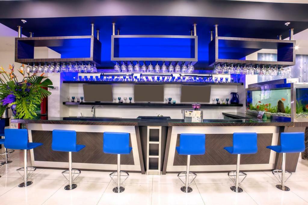 Aw Hotel Plaza Miranda ボゴタ エクステリア 写真